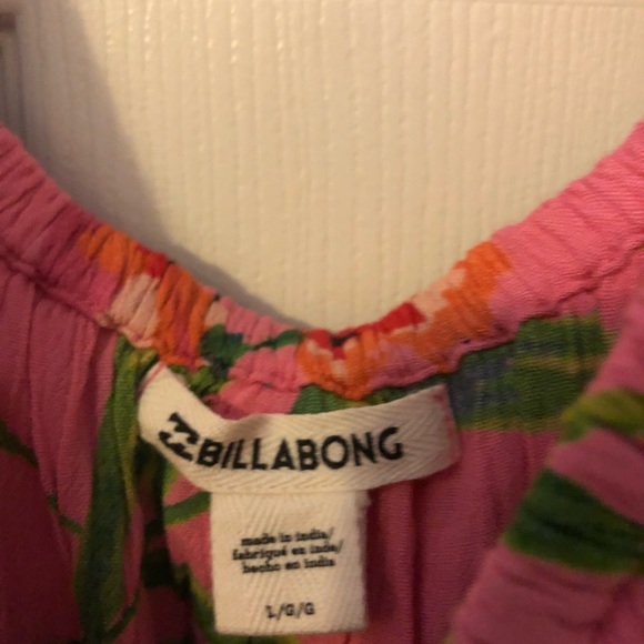 NWT women’s Billabong top size large - Picture 3 of 5